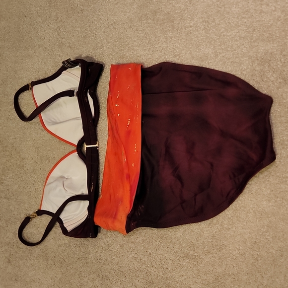 Tara Grinna Swimsuit top:34B/C bottom:6 - Picture 4 of 5